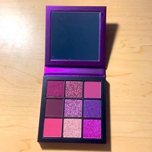 UNTOUCHED Huda Beauty Amethyst Obsessions Eyeshadow Palette